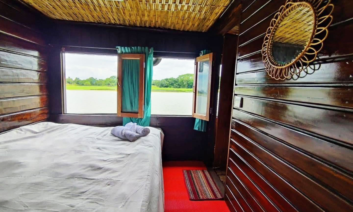 রংগিলা বাড়ই - Boat House, Cuisine & Rain