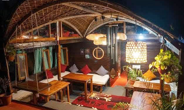 রংগিলা বাড়ই - Boat House, Cuisine & Rain